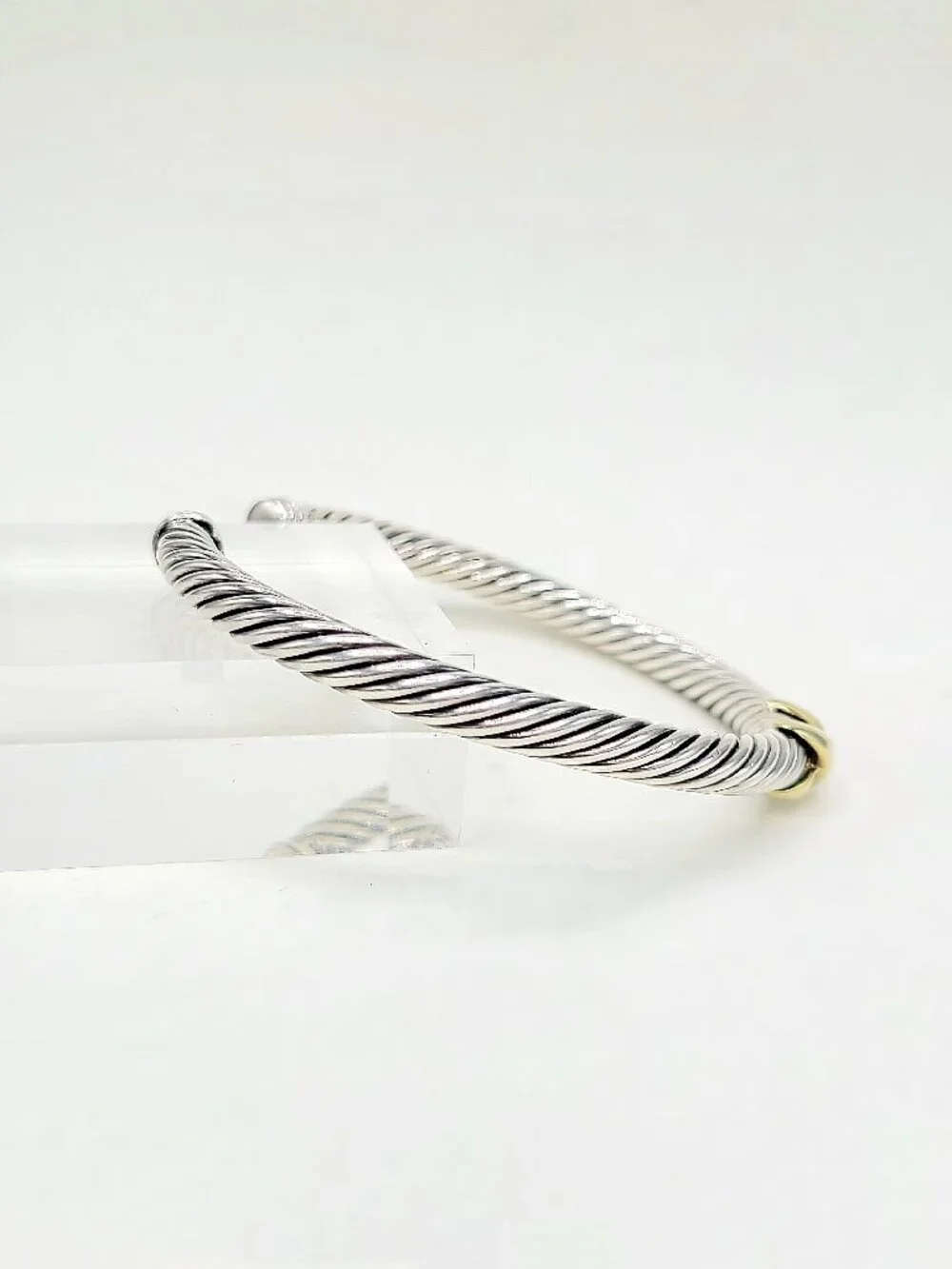 David Yurman X Classic Cable Station Bracelet w/ 14K Yellow Gold - 5mm - Sz Med